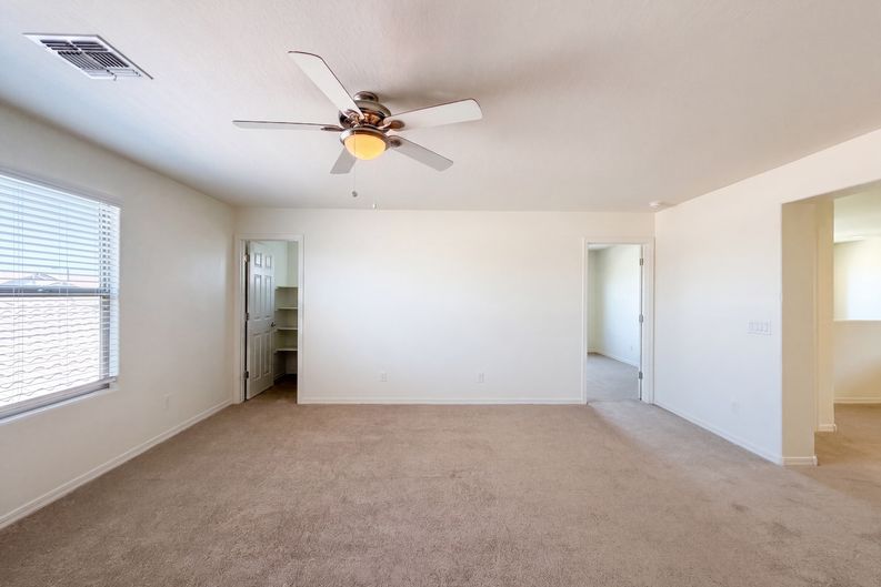 Photo 11 of 35 of 3325 W Dunbar Dr, Phoenix, AZ