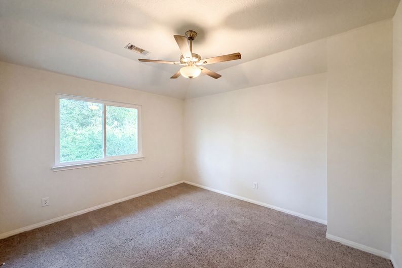 Photo 17 of 22 of 14310 Amyford Ct, Cypress, TX