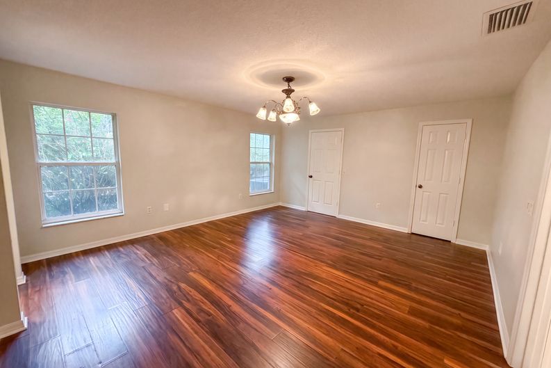 Photo 11 of 38 of 11540 Camp Dr, Dunnellon, FL