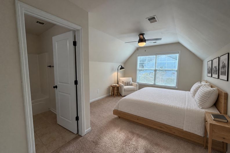 Photo 12 of 22 of 317 Whispering Breeze Ln, Summerville, SC