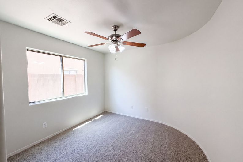Photo 11 of 30 of 25798 W Hilton Ave, Buckeye, AZ
