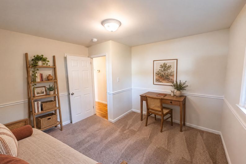 Photo 15 of 18 of 509 Greenbriar Rd, Greensboro, NC