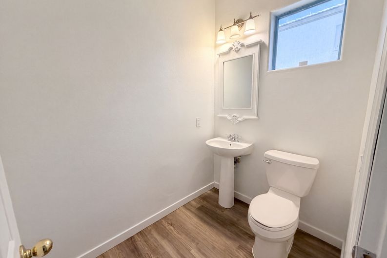Photo 19 of 52 of 1812 John Bevy Ct, North Las Vegas, NV