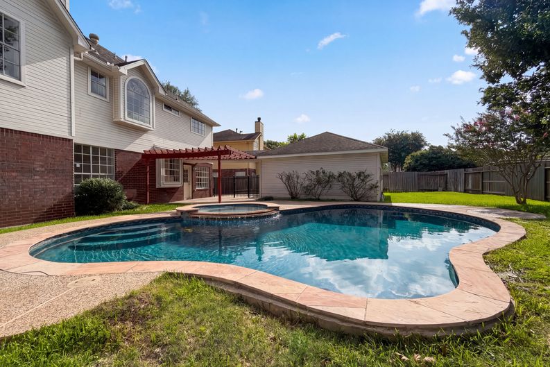 Photo 18 of 20 of 6214 Spencers Glen Way, Sugar Land, TX
