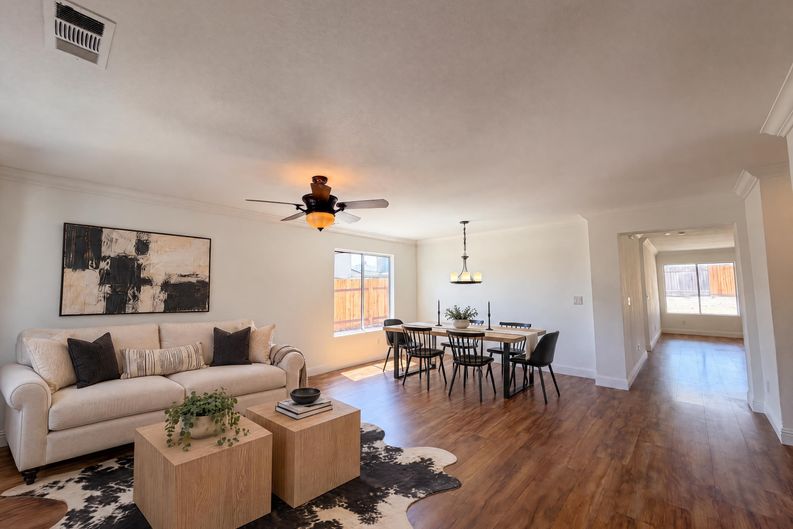 Photo 6 of 39 of 8460 Orchard Creek Way, Elk Grove, CA