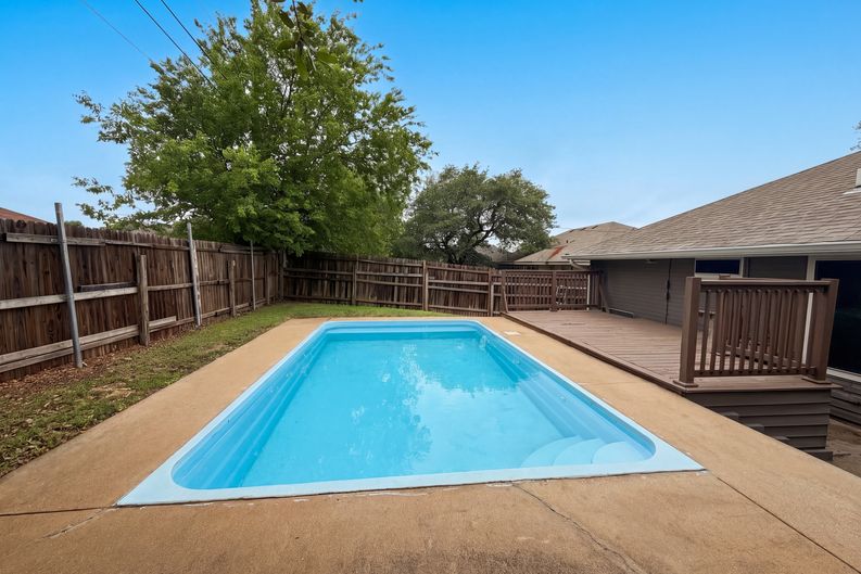Photo 7 of 17 of 2708 Timberline Dr, Killeen, TX