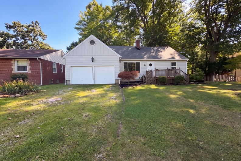 Photo 18 of 22 of 29352 Waldensa Ave, Wickliffe, OH