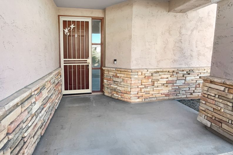 Photo 9 of 33 of 13613 W Cypress St, Goodyear, AZ