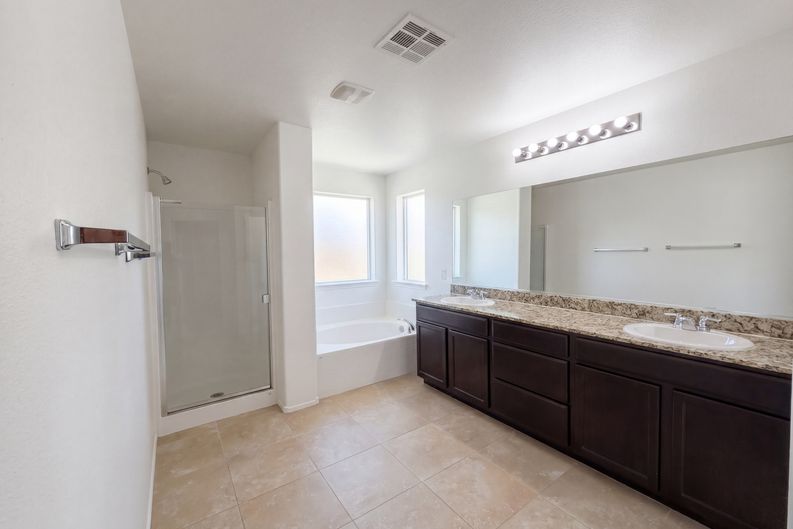 Photo 20 of 52 of 4036 White Opal St, Las Vegas, NV