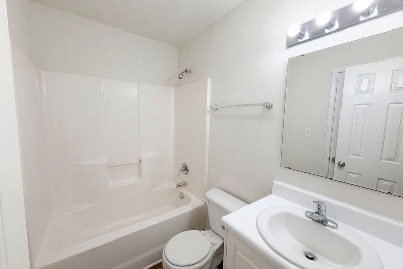 Photo 6 of 21 of 3088 Trimble Cir NW, Concord, NC