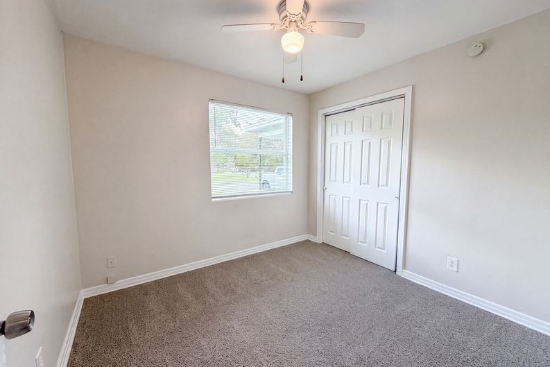 Photo 4 of 20 of 3740 Ballejo Ct W, Jacksonville, FL