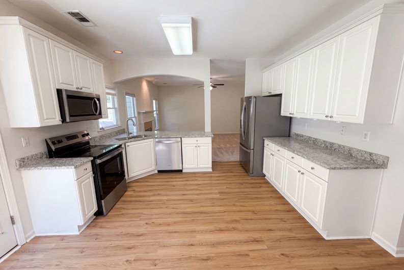 Photo 9 of 55 of 3772 Havenmist Cv, Suwanee, GA