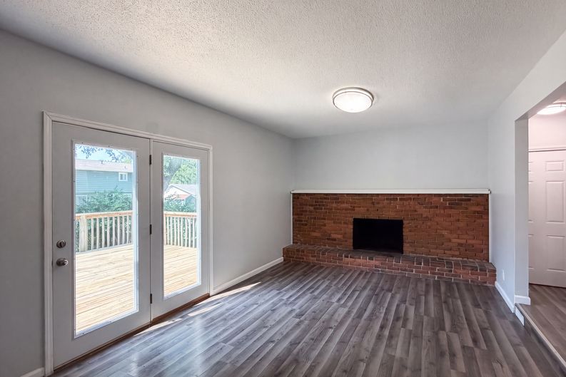 Photo 3 of 33 of 1415 Bolenhill Ave, Columbus, OH