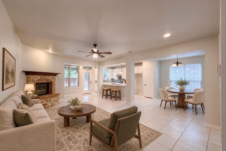 Photo 19 of 39 of 9332 Kaitlyn Ct, Lantana, TX