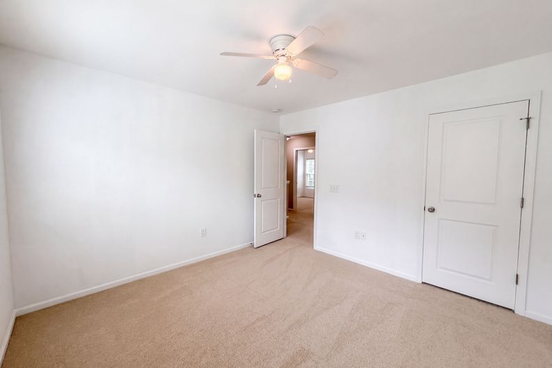 Photo 38 of 41 of 3037 Ellington Dr, Summerville, SC