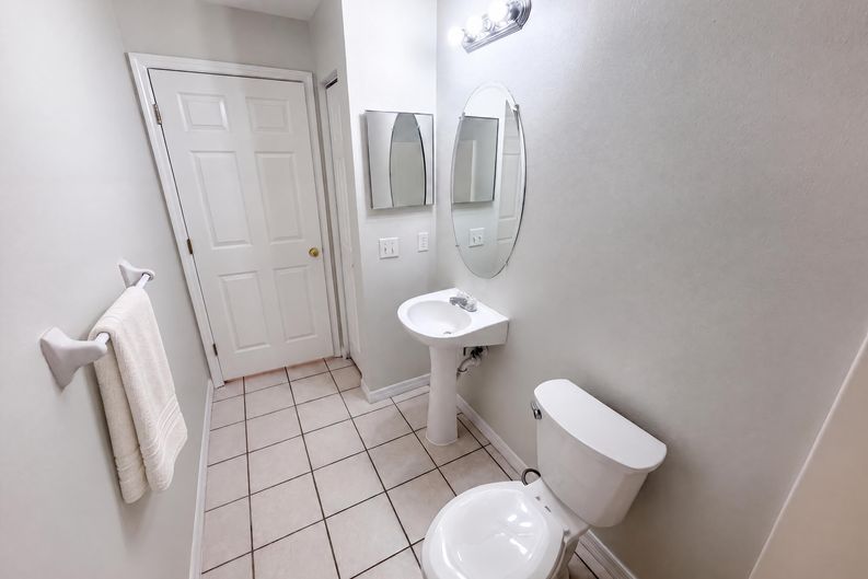 Photo 15 of 27 of 37209 Grassy Hill Ln, Dade City, FL