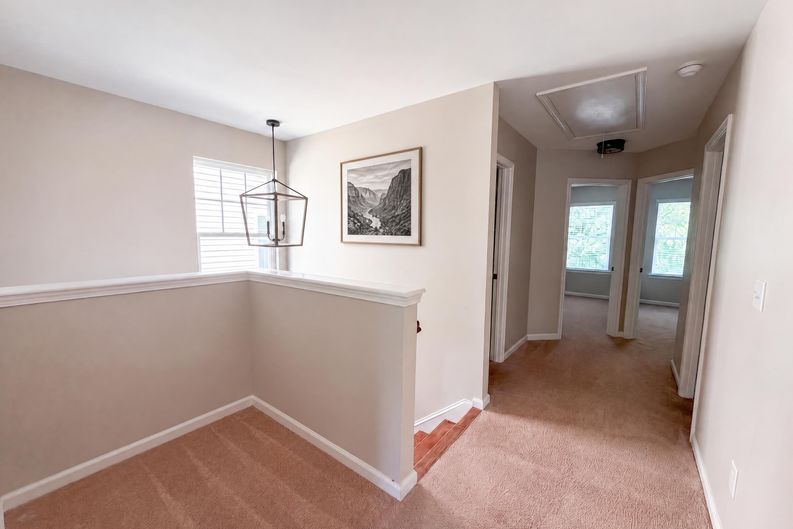 Photo 11 of 24 of 815 Parnell Ct, Columbia, SC