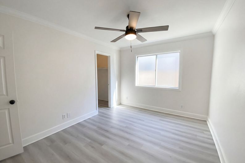 Photo 13 of 26 of 3303 Deaver Dr, Corona, CA