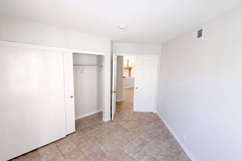 Photo 15 of 19 of 1827 Corte Amarillo, Oceanside, CA