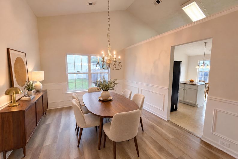 Photo 8 of 26 of 5482 Swanson Rd, Ellenwood, GA