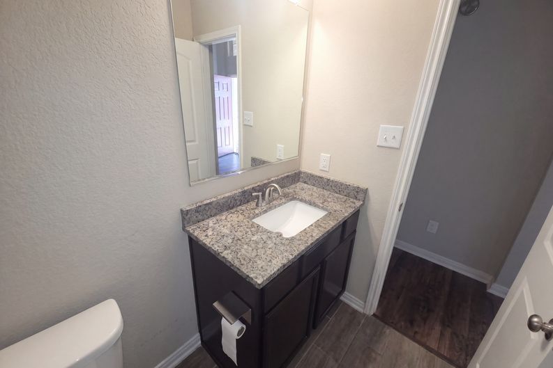 Photo 26 of 39 of 3001 Gilchrist Dr, Lorena, TX
