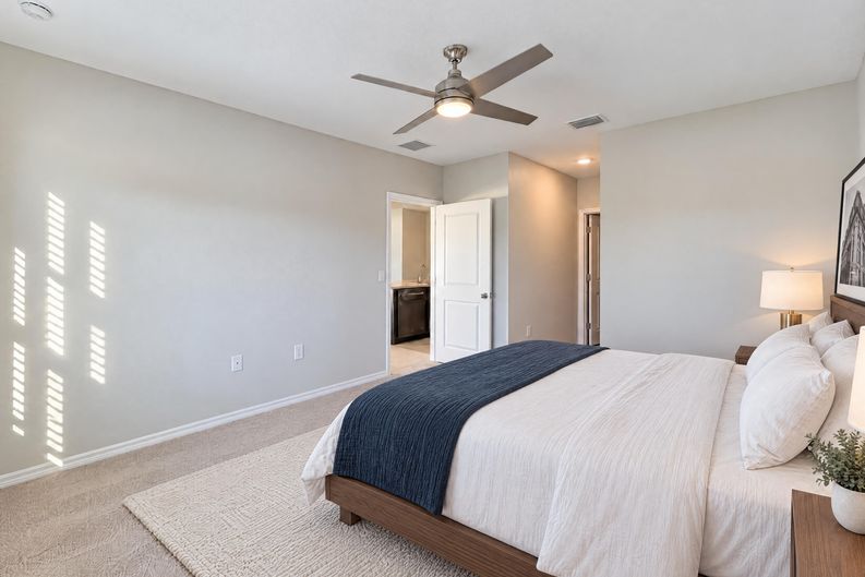Photo 10 of 26 of 4273 NE 29th Pl, Ocala, FL