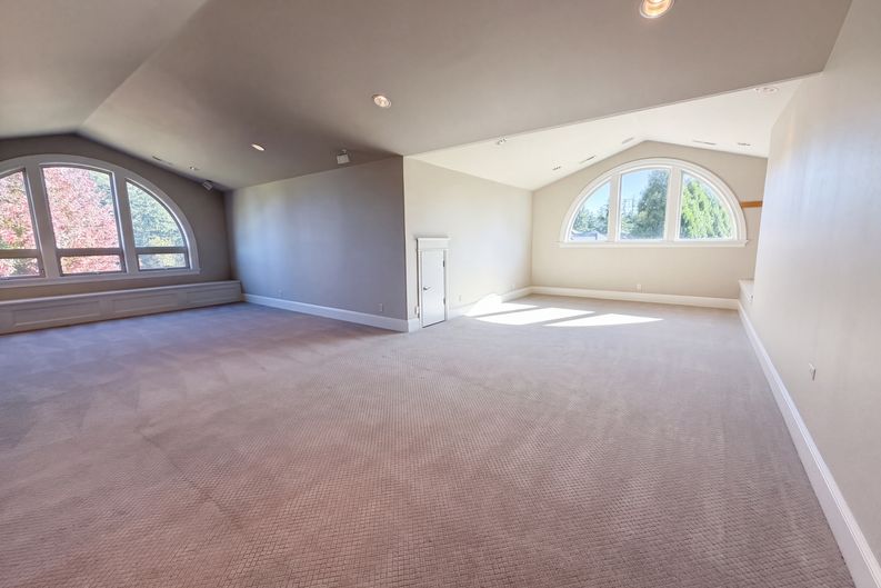 Photo 36 of 56 of 17695 S Fieldstone Ct, Oregon City, OR