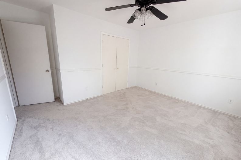 Photo 18 of 27 of 2226 Country Oaks Dr, Garland, TX
