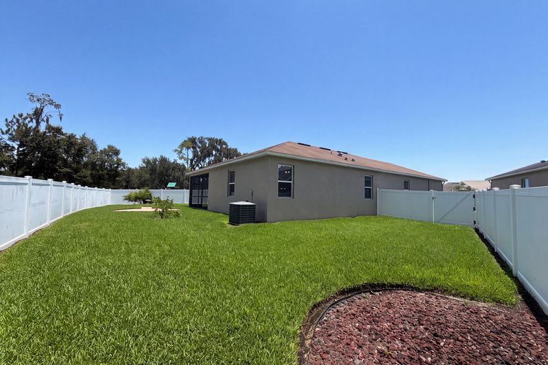 Photo 18 of 20 of 4311 Moon Shadow Loop, Mulberry, FL