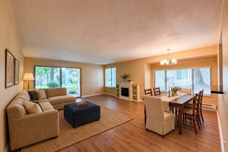 Photo 3 of 20 of 10132 SW Trapper Ter, Beaverton, OR