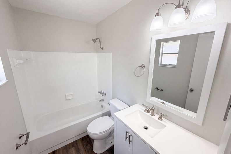 Photo 11 of 20 of 5064 Bromley Ave, Spring Hill, FL