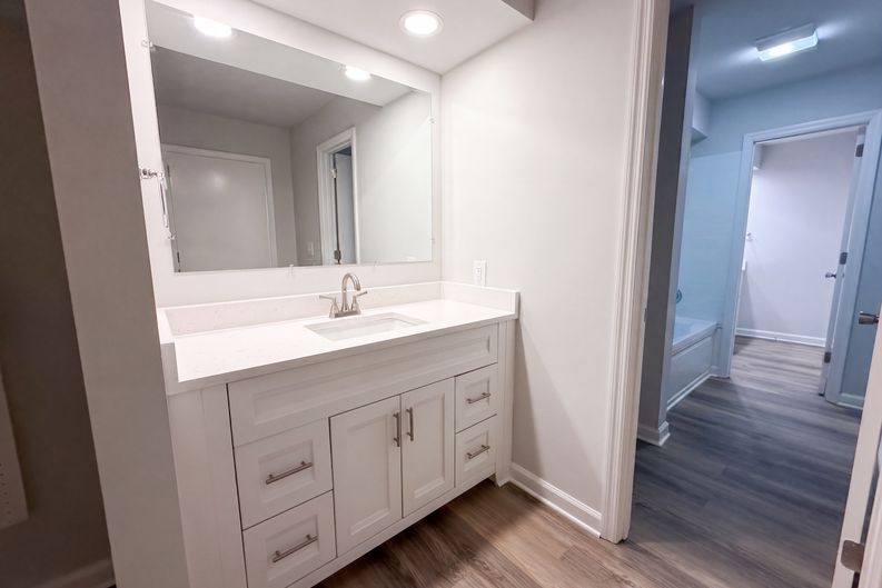 Photo 13 of 20 of 5025 Hillsboro Pike, Nashville, TN