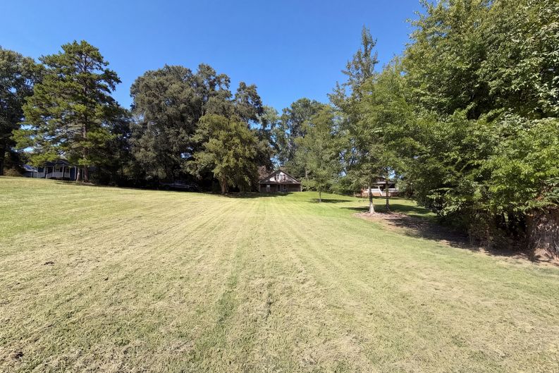 Photo 16 of 23 of 7711 Nc Hwy 73 E, Mount Pleasant, NC
