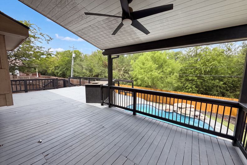 Photo 17 of 19 of 10602 Springwood Sq, Universal City, TX