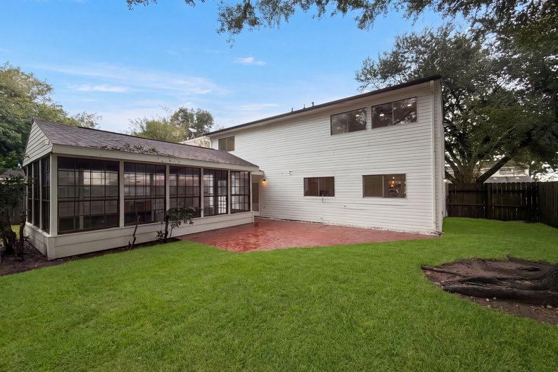 Photo 27 of 29 of 1319 Briarmead Dr, Richmond, TX