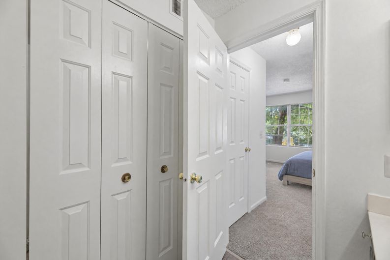 Photo 20 of 29 of 9260 Niki Pl, Manassas, VA