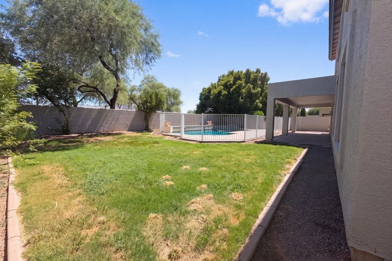 Photo 5 of 23 of 2463 S Bristol, Mesa, AZ