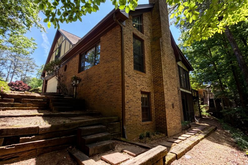 Photo 38 of 46 of 2360 Kimbrough Ct, Atlanta, GA