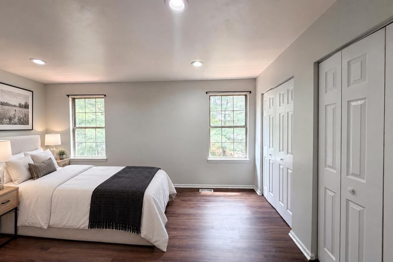 Photo 21 of 48 of 8641 Centerton Ln, Manassas, VA
