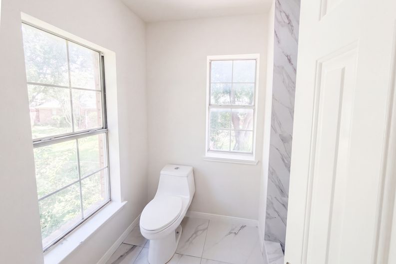 Photo 18 of 26 of 1231 Jeanette Way, Carrollton, TX