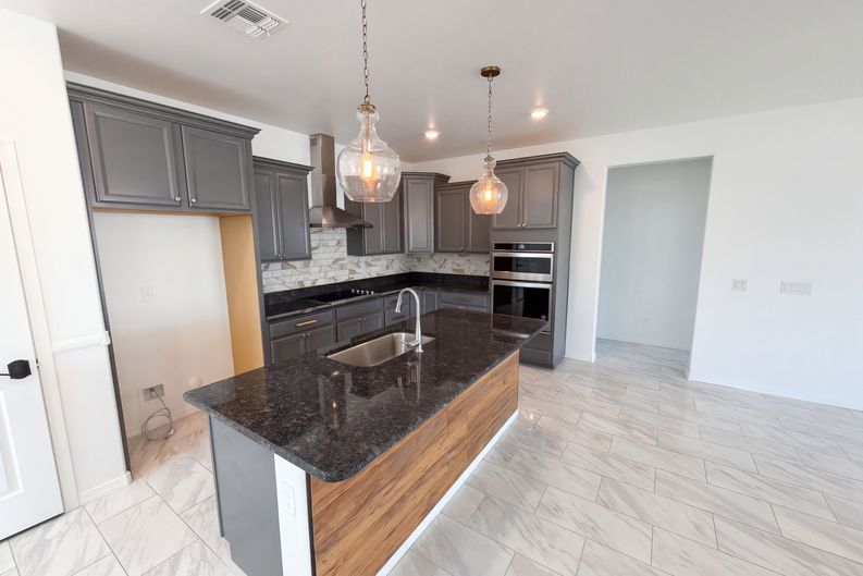 Photo 6 of 43 of 25582 W Euclid Ave, Buckeye, AZ