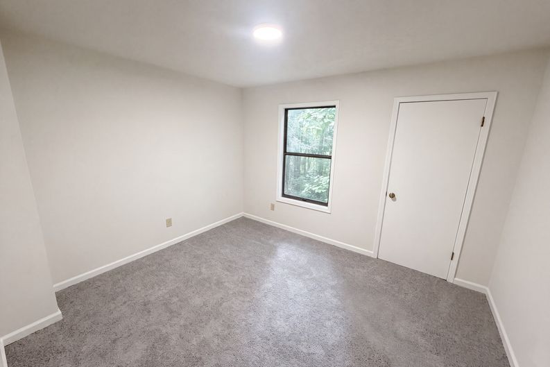 Photo 8 of 18 of 4117 Twig Ct, Douglasville, GA