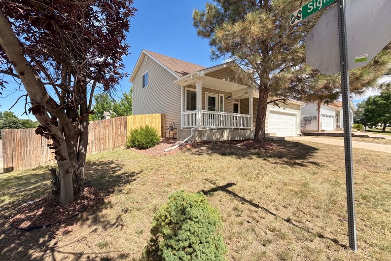 Photo 23 of 29 of 7190 Pine Hills Way, Littleton, CO