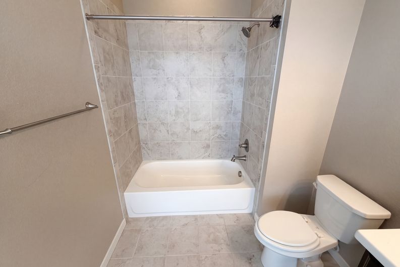 Photo 15 of 20 of 15738 E Broncos Pl, Englewood, CO