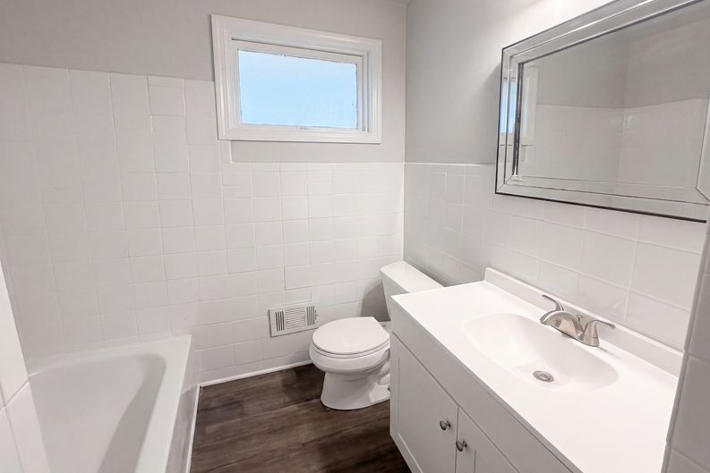 Photo 19 of 27 of 1425 Hollyberry Ln, West Columbia, SC