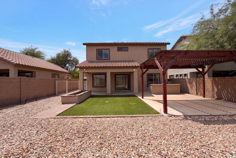 Photo 5 of 31 of 5641 S 10th Dr, Phoenix, AZ