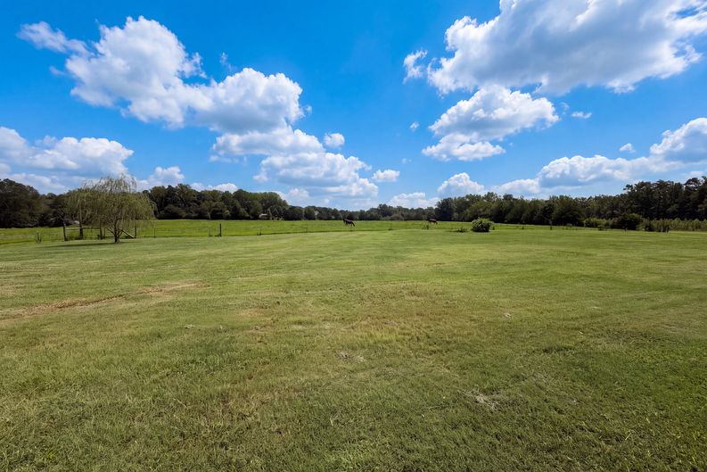 Photo 17 of 20 of 749 Williamsburg Estate Rd, Clover, SC