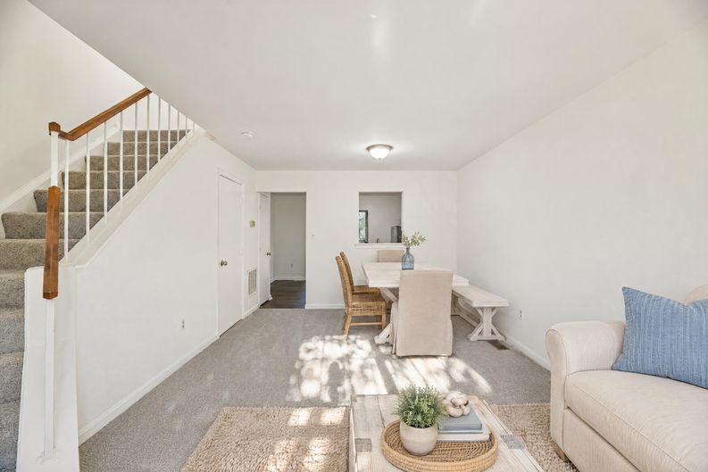Photo 21 of 37 of 6866 Chasewood Cir, Centreville, VA