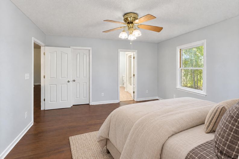 Photo 10 of 23 of 6837 Lowesville Ln, Stanley, NC