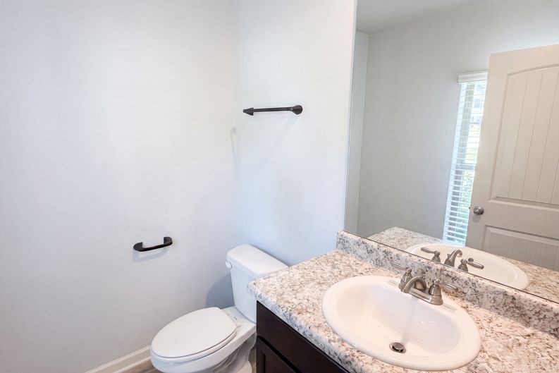 Photo 15 of 33 of 1300 Mills Cove Dr, Covington, GA